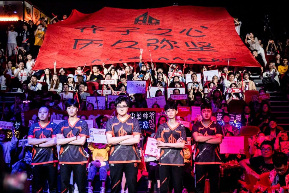 現得淋漓盡